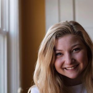 Meet your Posher, Kori